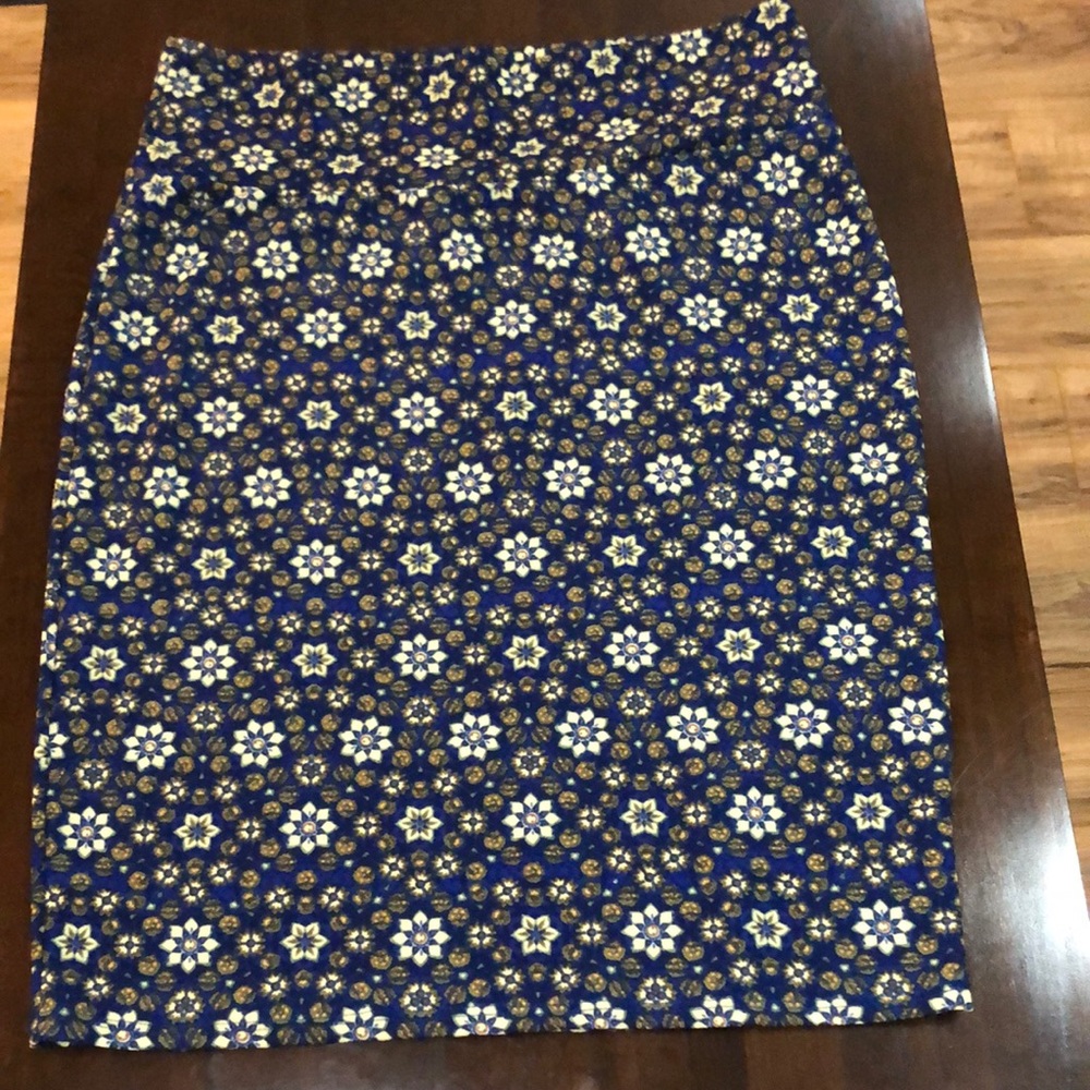 Cassie skirt